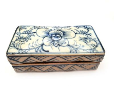 Caja pequeña de porcelana china - Flor Azul