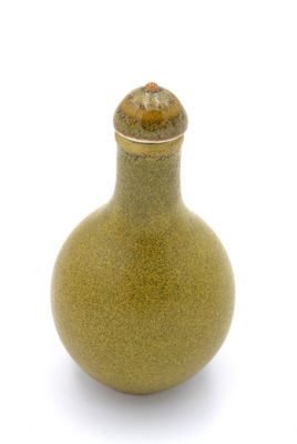 Chinesische Porzellan Schnupftabakflasche - Kaiser Gelb 3