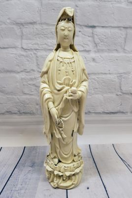 Estatua China Blanca - Porcelana Dehua - Diosa guanin