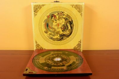 Große Feng Shui Kompass Gelb Drache und Phoenix