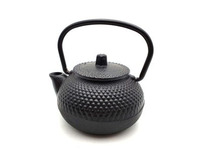 Gusseisen Teekanne aus Asien: Perfekt für Teezeremonien