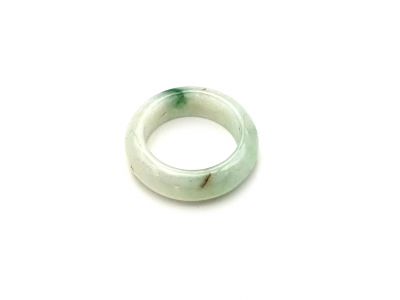 Jade Ring Durchscheinendes Grün gesprenkelt - Größe 16.75
