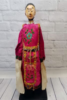 Marioneta del teatro chino antiguo - provincia de Fujian - Traje Hombre / Seda Rosa Y Flor