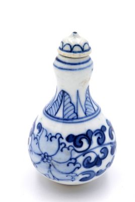 Tabaquera China de Porcelana - arte chino - Blanco y Azul - Flor 1