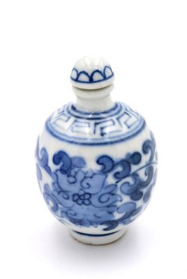 Tabaquera China de Porcelana - arte chino - Blanco y Azul - Flor 2