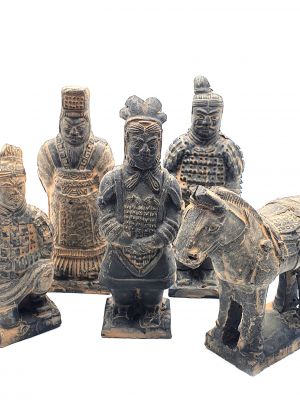 Terrakotta Krieger - 4 Spielzeugsoldaten und 1 Pferd